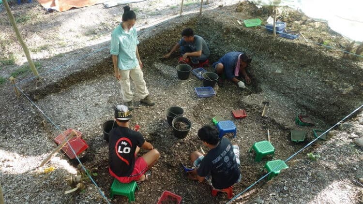 Magapit Excavation in the Cagayan Valley, Philippines. Source: Marianas Variety 20150403