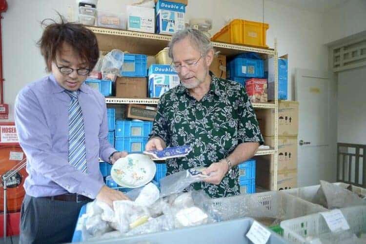 Singapore archaeologists Lim Chen Sian and John Miksic. Source: Straits Times 20150727