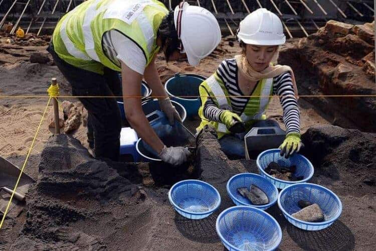 Excavations at Victoria Convert Hall in Singapore. Source: Straits Times 20160510
