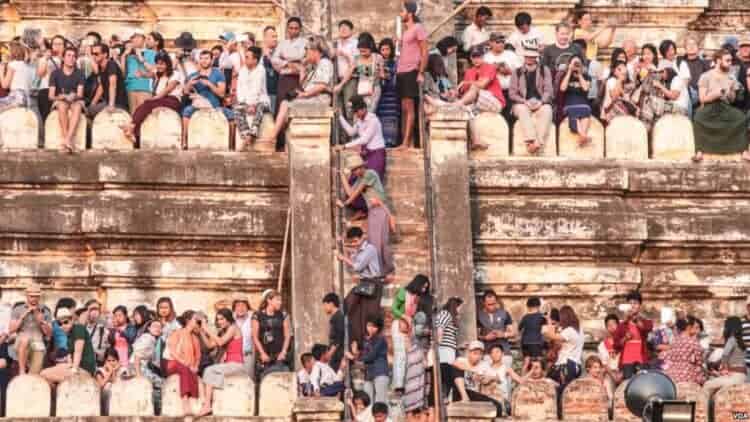 Myanmar Mulls Ban on Temple-Climbing for Tourists