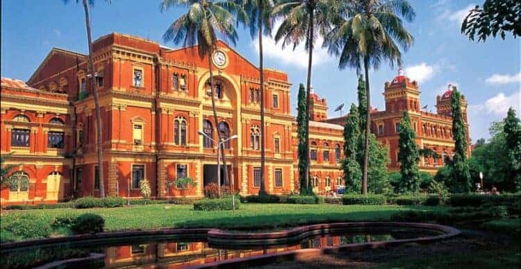 Survey Finds 6,000 Heritage Buildings in Yangon