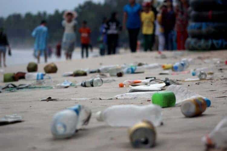 At Myanmar’s tourist spots, a growing litter problem