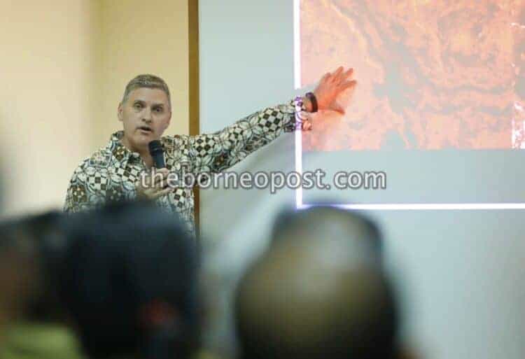 New pre-history timeline discovered for Borneo