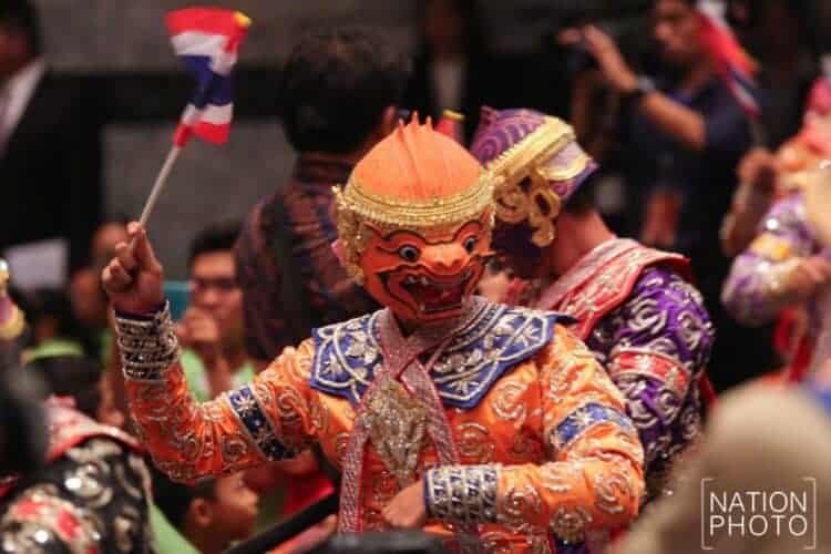 In year of khon, shall we dance?