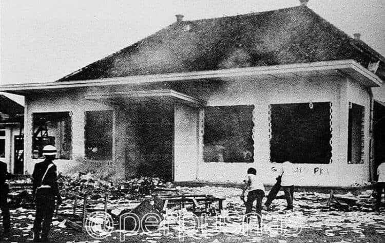 Khasanah Pustaka Nusantara – National Library of Indonesia collections online