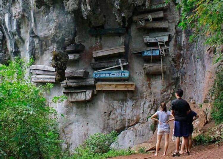 Sagada cliff coffins. via SunStar.com, 20190513
