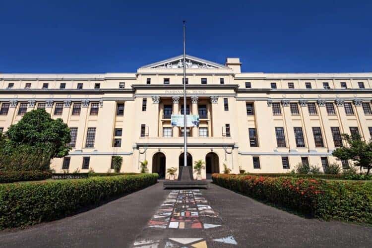 National Museum of the Philippines. Stock photo by Shutterstock / saiko3P