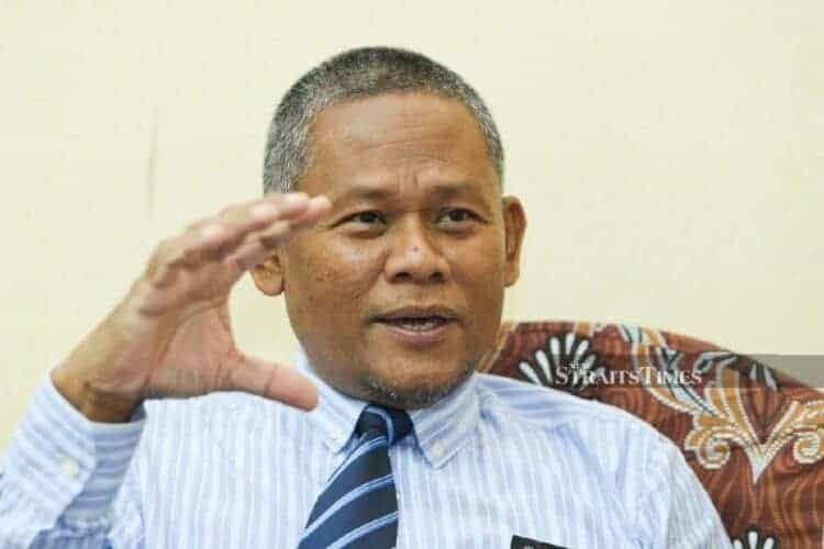 Negri Sembilan Museum Board director Drs Shamsuddin Ahmad said joint research conducted by the state’s museum and the Institutes of Nature and Malay Civilisation of Universiti Kebangsaan Malaysia (UKM) discovered the megalithic sites on Tanah Adat (ancestral land) that is closely related to the Adat Perpatih customary laws and practice which is unique to the state. Source: New Straits Times 20190828