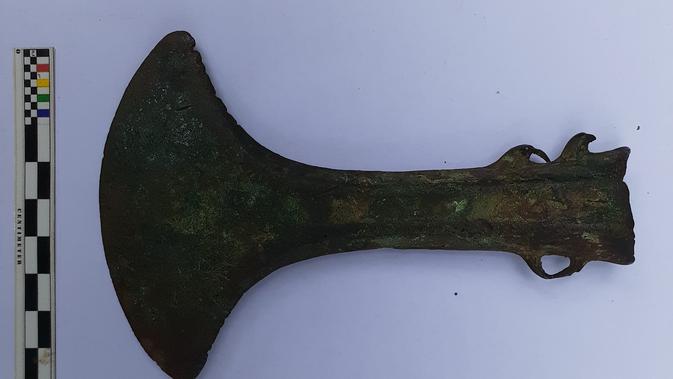 Bronze Axe. Source: Liputan6 20200408