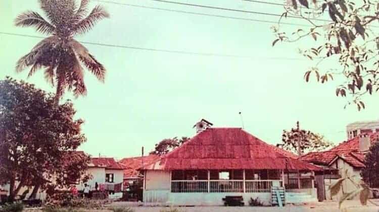 The demolished Masjid Hajijah circa 1986. Source: Channel NewsAsia 20200531