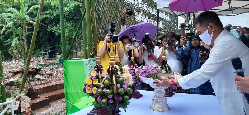 Thai Environment Minisyer apologises for Bombay Burmah Building. Source: Bangkok Post 20200803