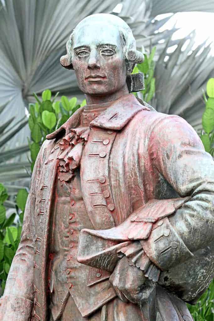 Defaced statue of Francis Light. Source: The Star 20201030