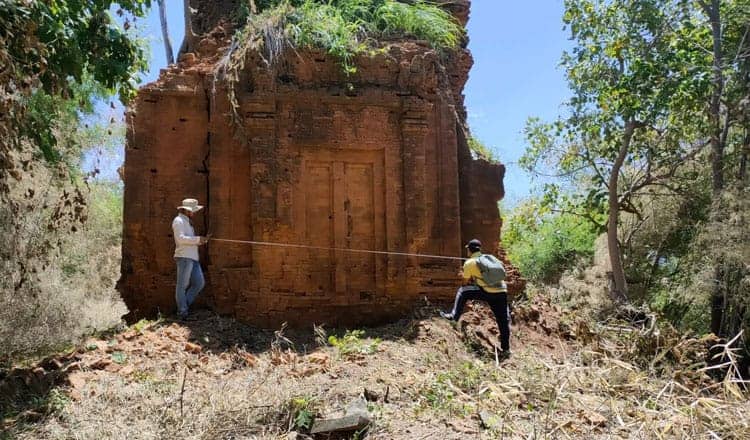 Source: Khmer Times 20210840