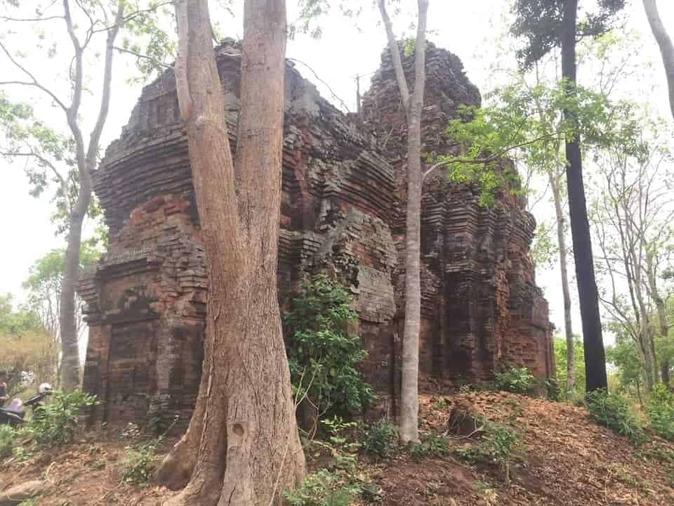 Source: Rasmei Kampuchea News 20211003