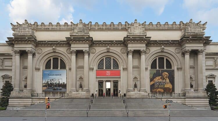 The Metropolitan Museum of Art by Hugo Schneider. CC by SA 2.0